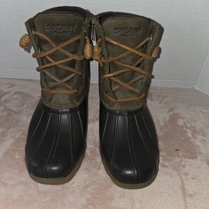 SPERRY Saltwater Brown Olive Crosshatch Duck Boots Women's 6 Ankle Booties